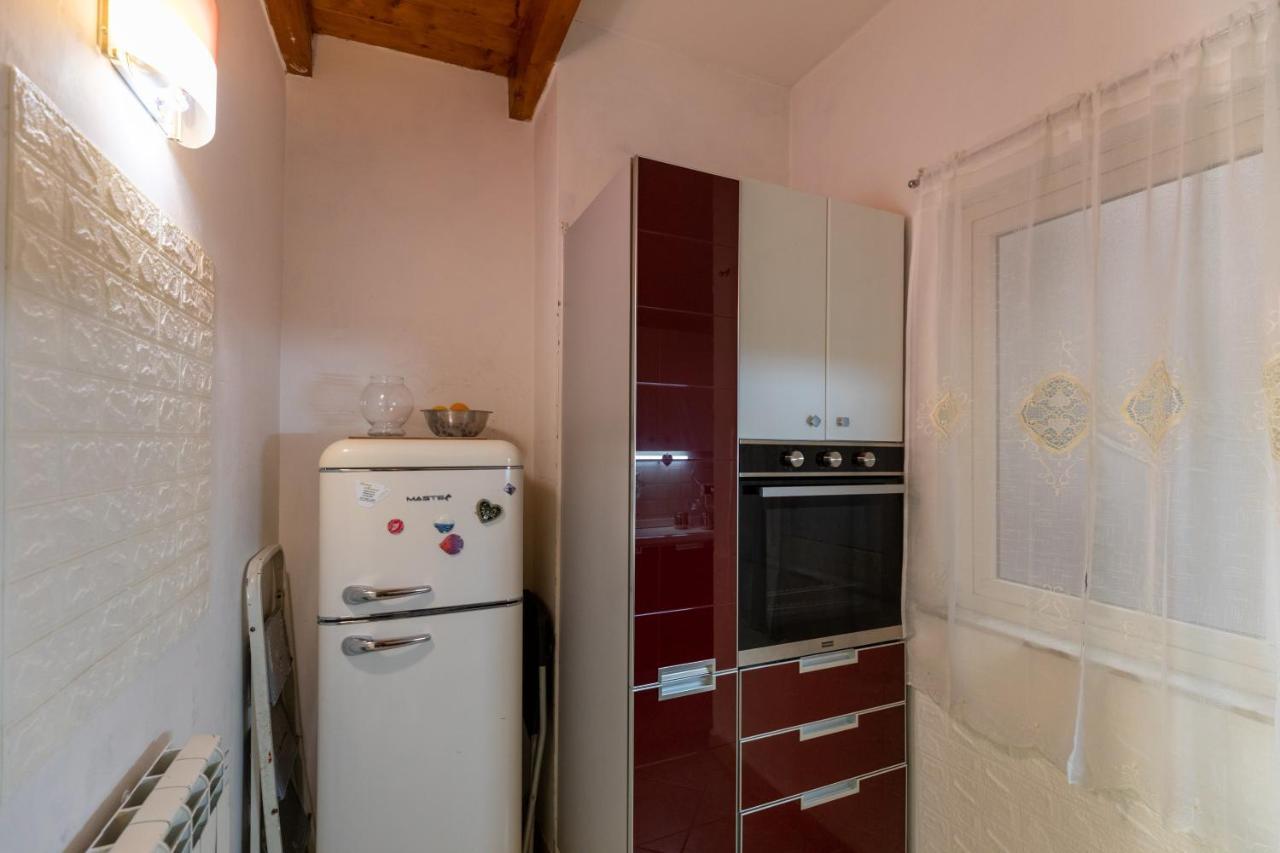 Apartment With Sea View With 2 Lifts Above Montesanto! 那不勒斯 外观 照片
